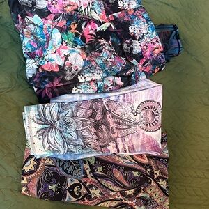 Girls' Multicolor Printed Leggings - Floral & Paisley